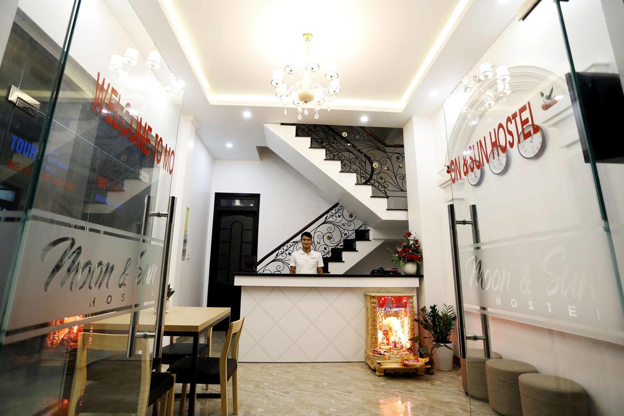 Moon & Sun Hotel Hue Luaran gambar