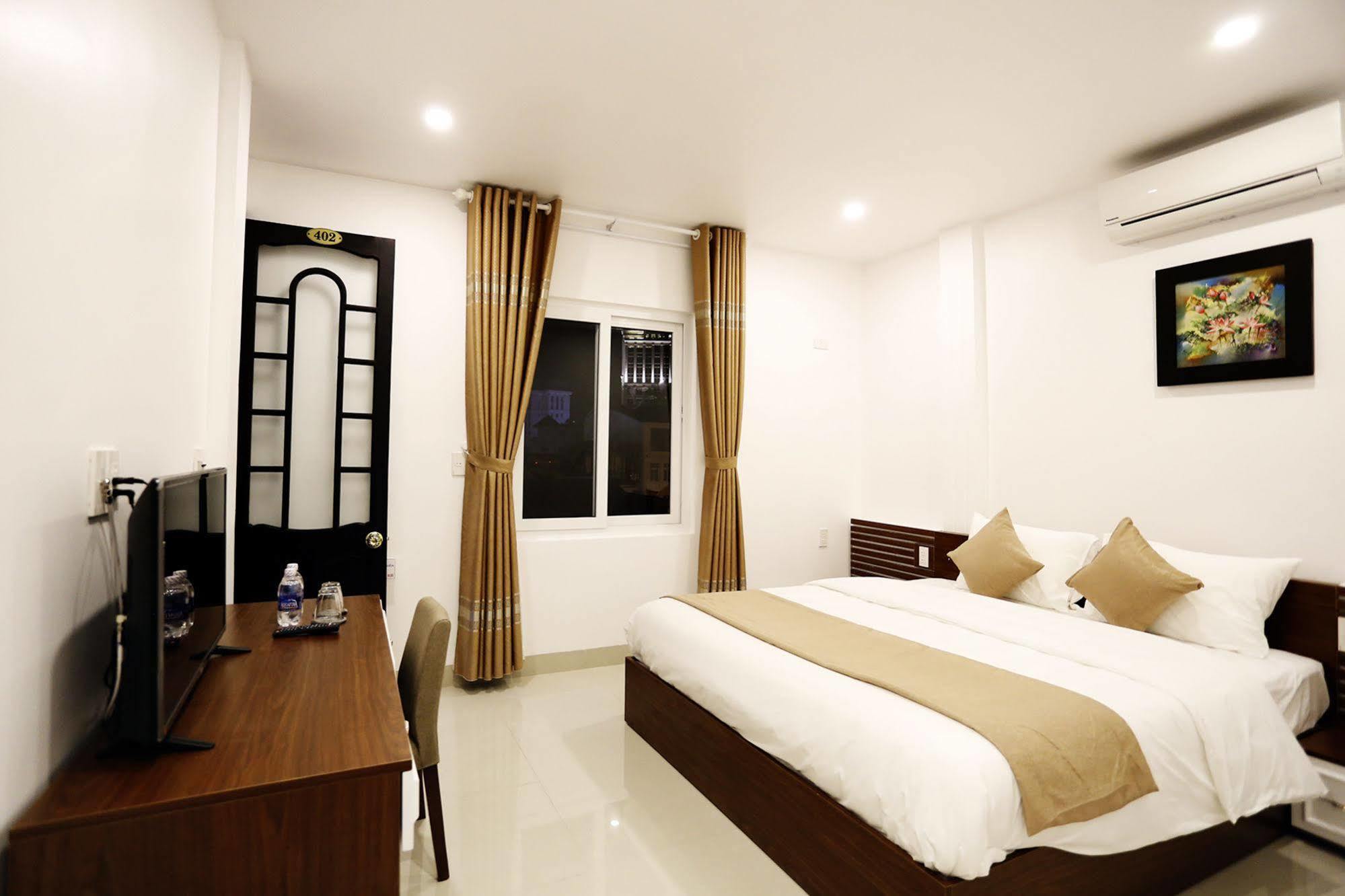Moon & Sun Hotel Hue Luaran gambar